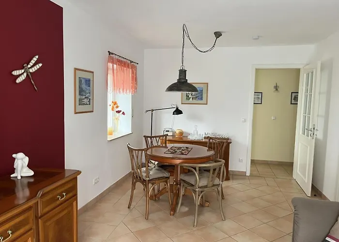 Villa Laura 1 03 In Kuehlungsborn Ost Mit Terrasse